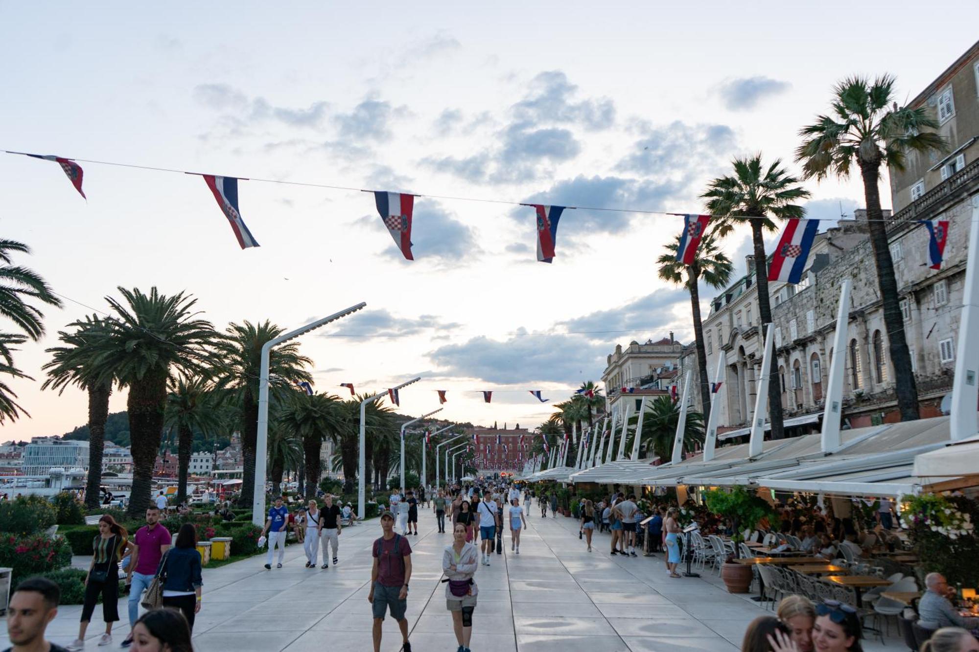 Apartment Happy In Split Center 10 Min Walk From Bacvice Beach Exterior foto